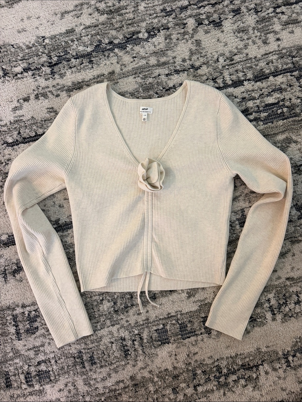 Aerie Neutral Cream Ribbed V-Neck Tie-Accent Sweater